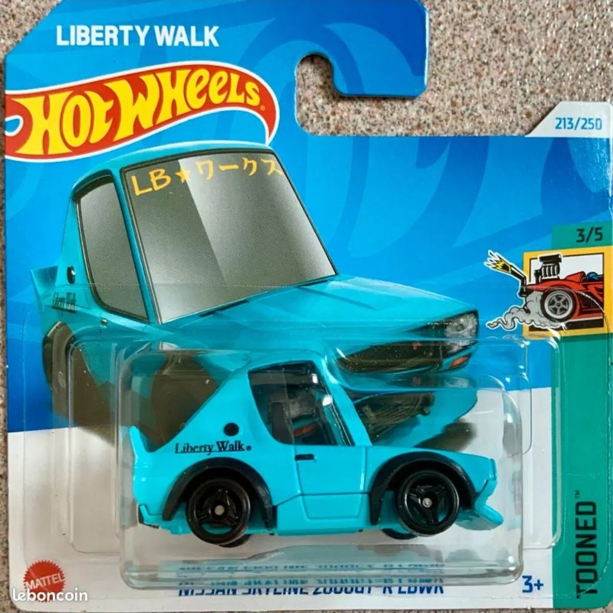 Hot Wheels kısa kartonet Nissan Skyline 2000GT-R LBWK Tooned - HRY85