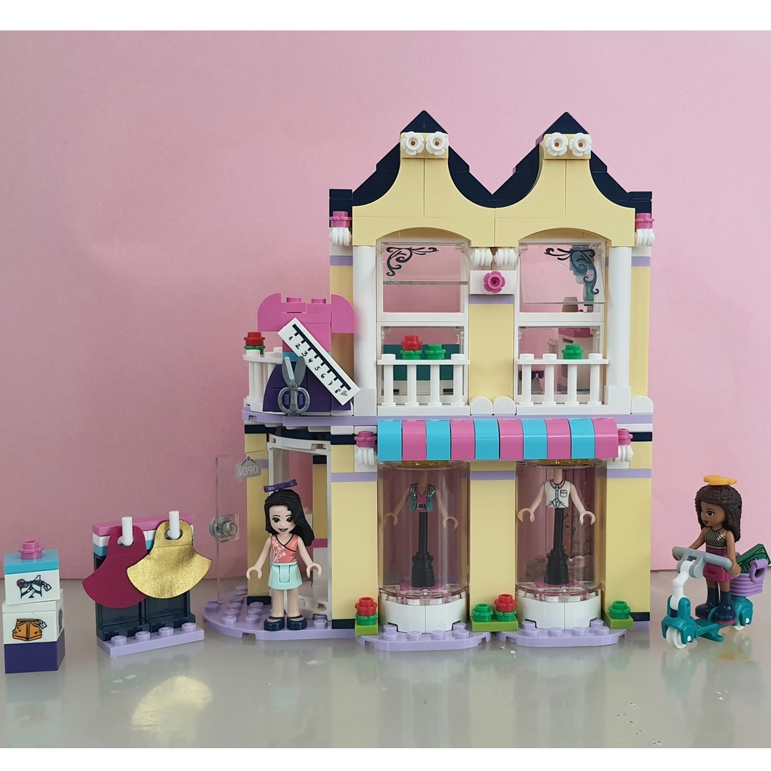Lego Friends 41427 Emma'nın Giyim Mağazası ikinci el